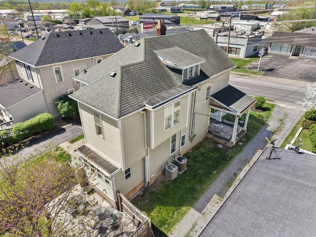 424 S 4th Street Danville KY 40422
