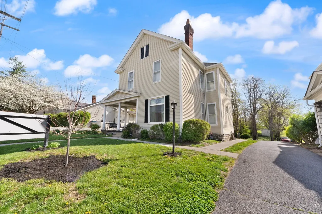 424 S 4th Street Danville KY 40422