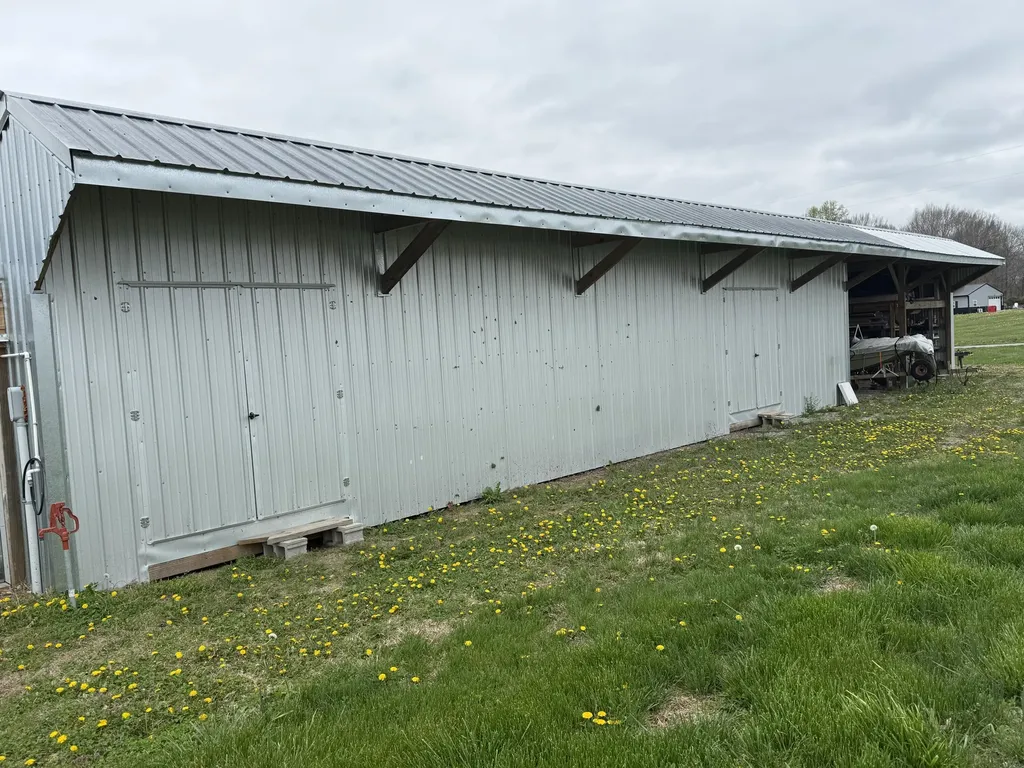 223 Demsey Lane Columbia KY 42728