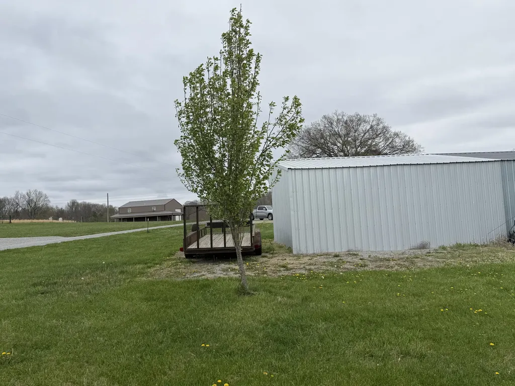 223 Demsey Lane Columbia KY 42728