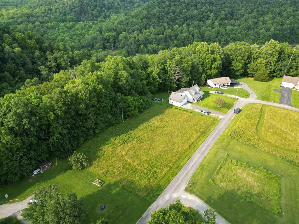 Lot 19 Aarons Lane Russell Springs KY 42642