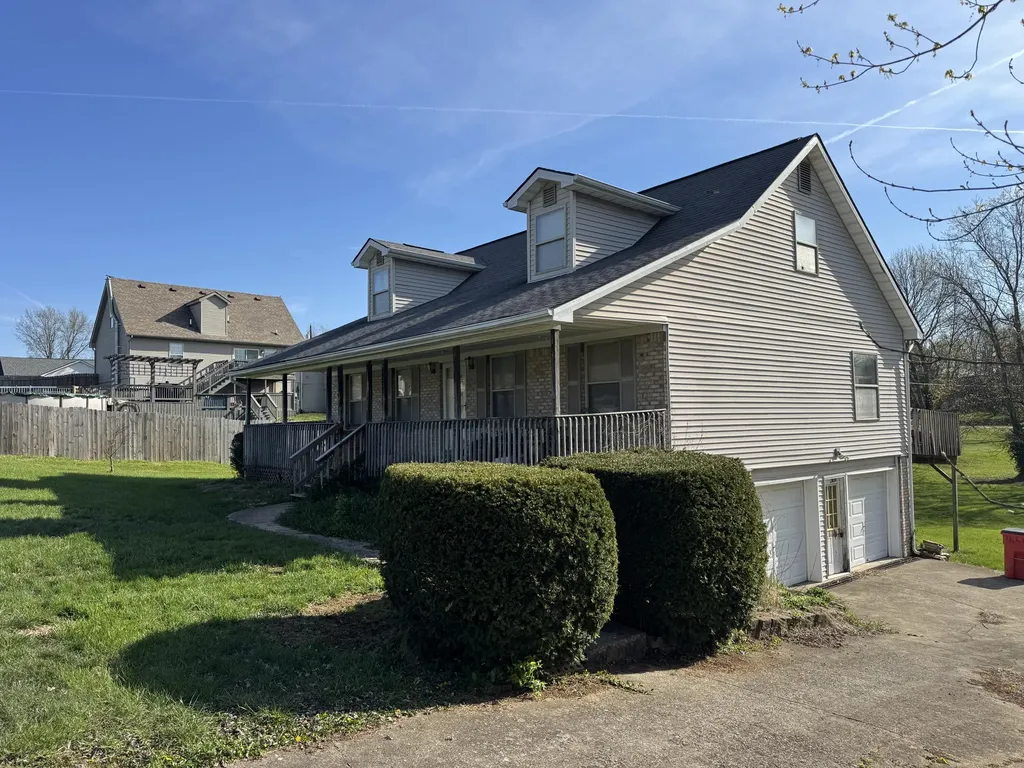 105 Waverly Lane Frankfort KY 40601