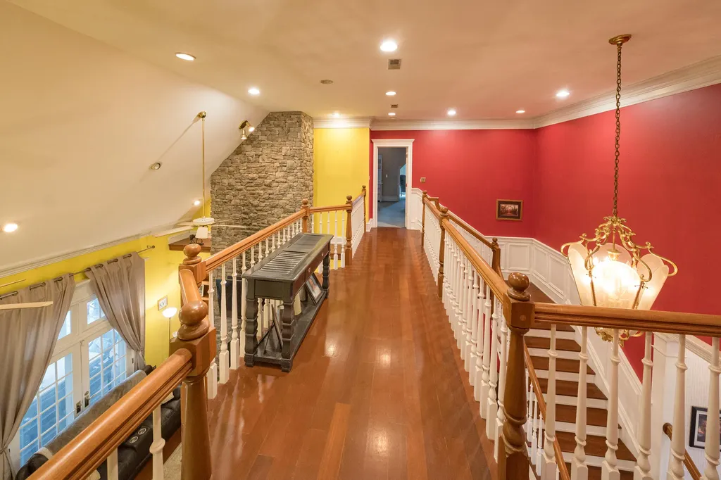 710 Jackstown Road Paris KY 40361