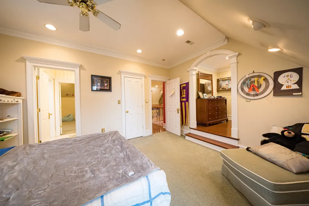 710 Jackstown Road Paris KY 40361