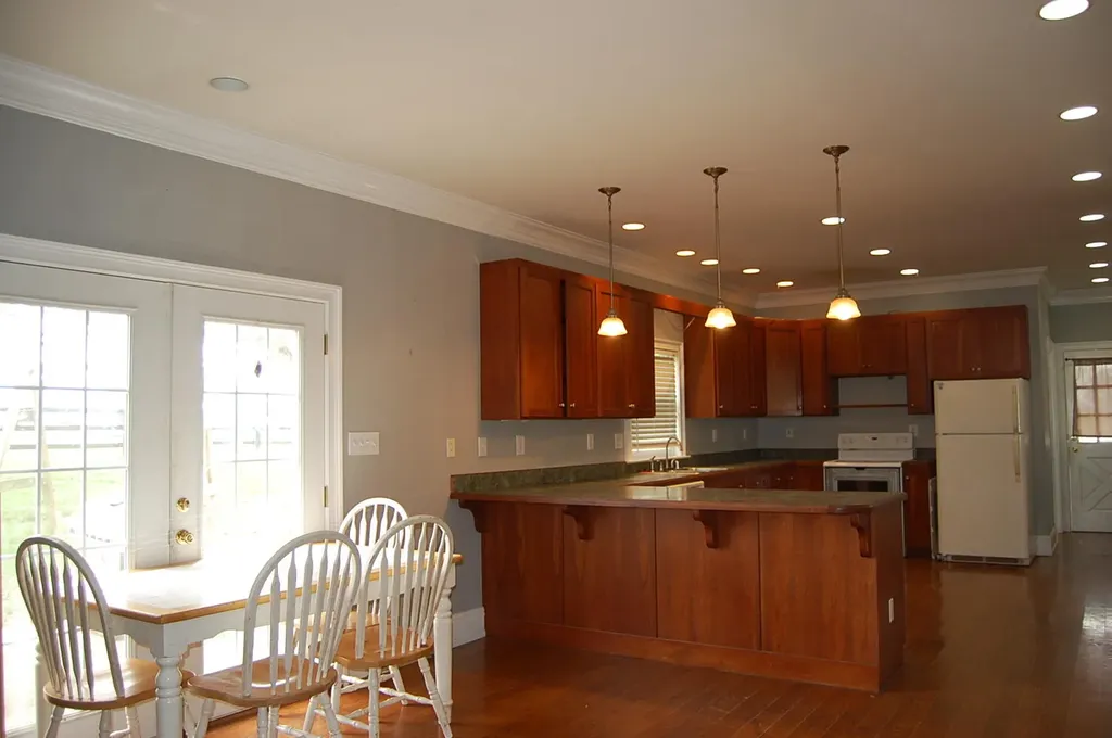 710 Jackstown Road Paris KY 40361