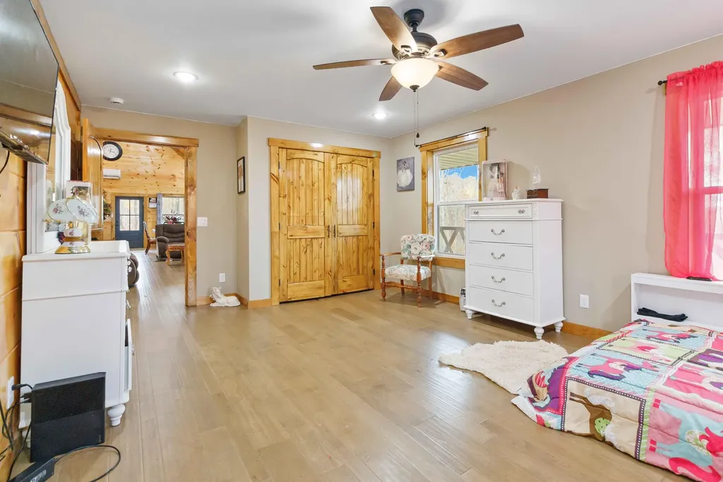 945 3447 Highway Mckee KY 40447