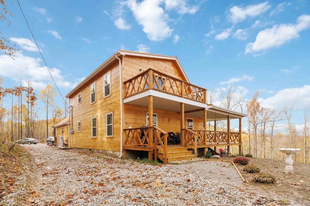 945 3447 Highway Mckee KY 40447
