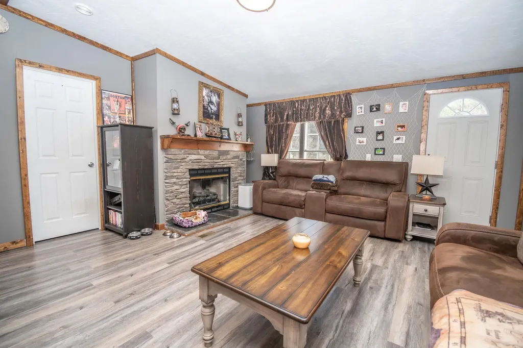706 Abner Fork Road Belcher KY 41513