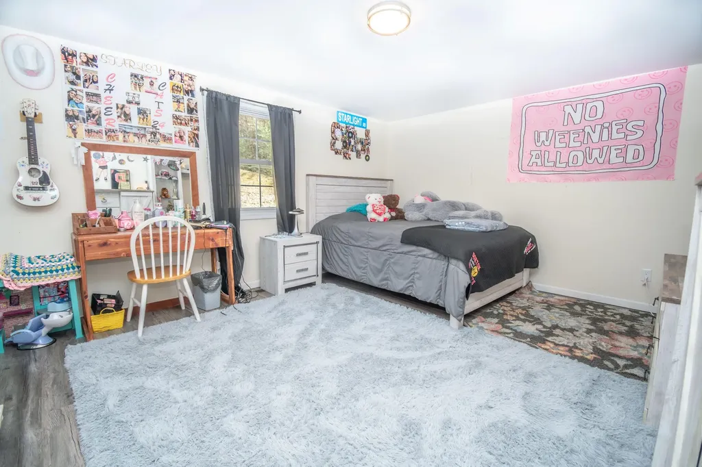 706 Abner Fork Road Belcher KY 41513