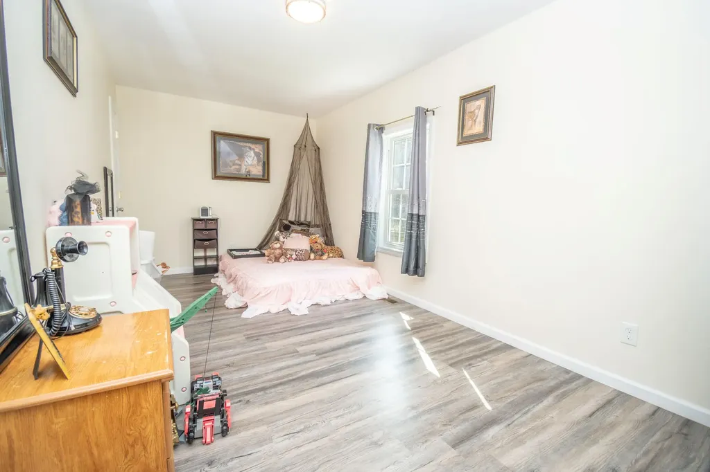 706 Abner Fork Road Belcher KY 41513