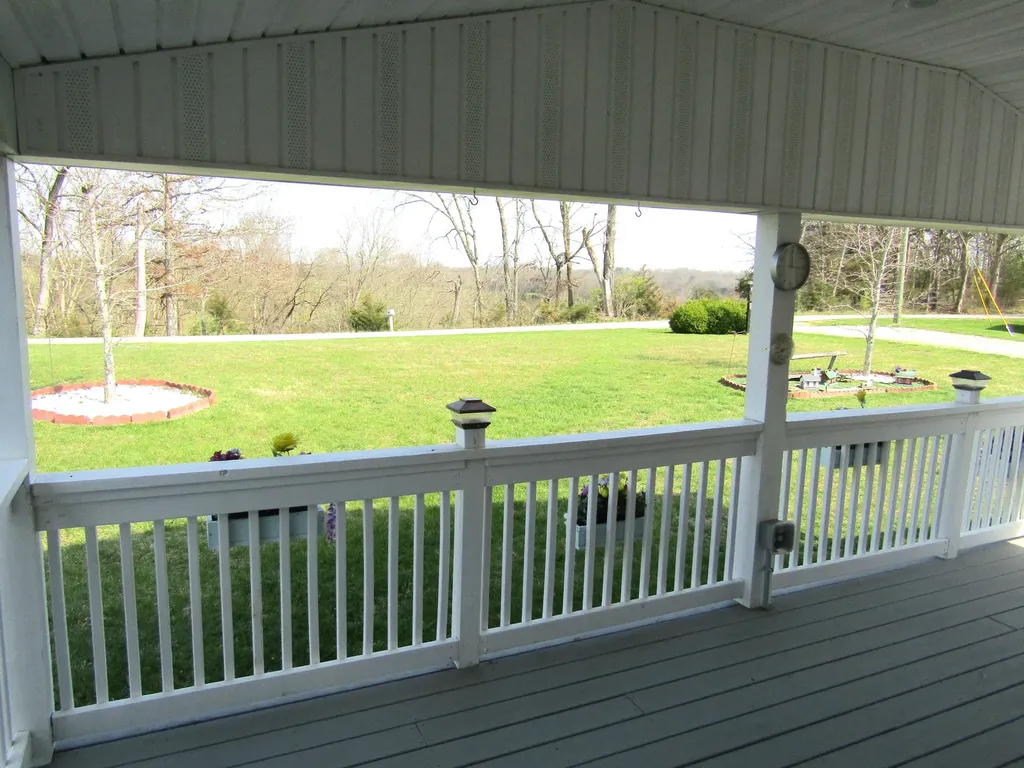 1098 Carey Mill Road Lawrenceburg KY 40342