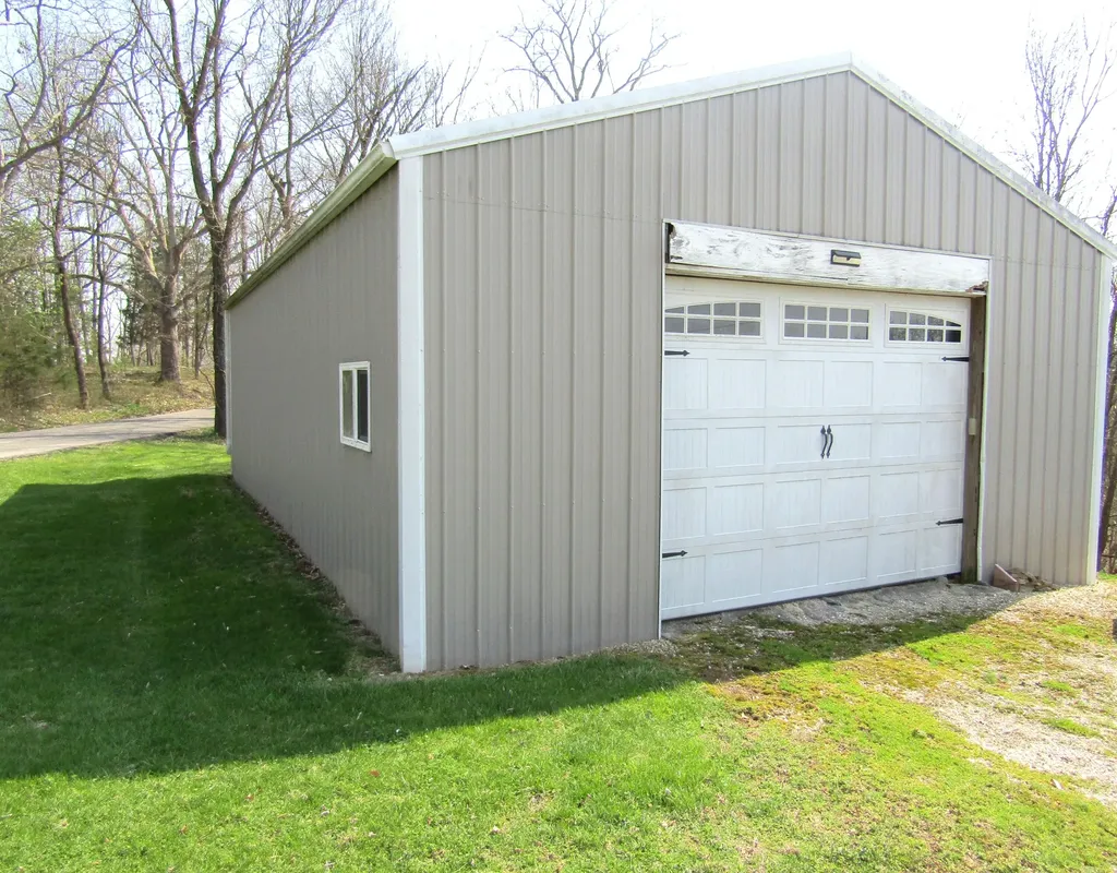 1098 Carey Mill Road Lawrenceburg KY 40342