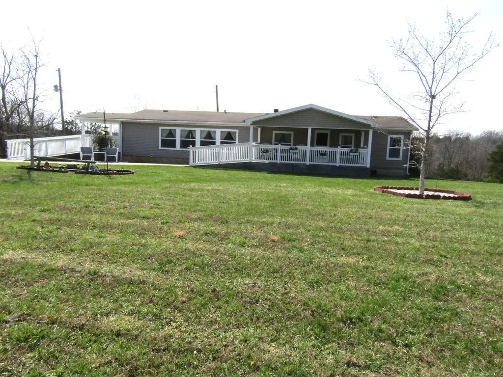 1098 Carey Mill Road Lawrenceburg KY 40342