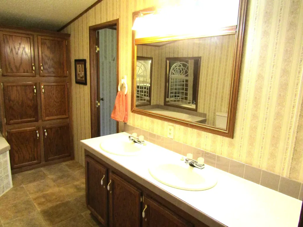 1098 Carey Mill Road Lawrenceburg KY 40342