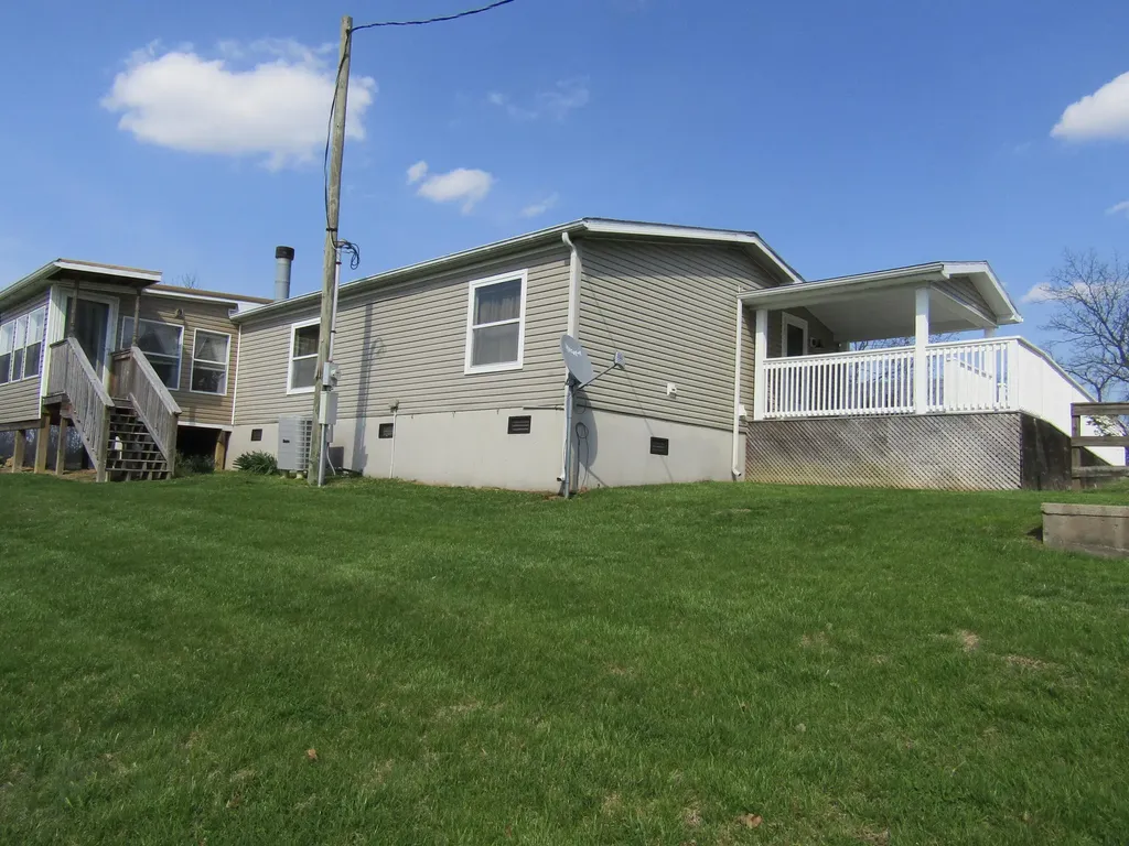 1098 Carey Mill Road Lawrenceburg KY 40342