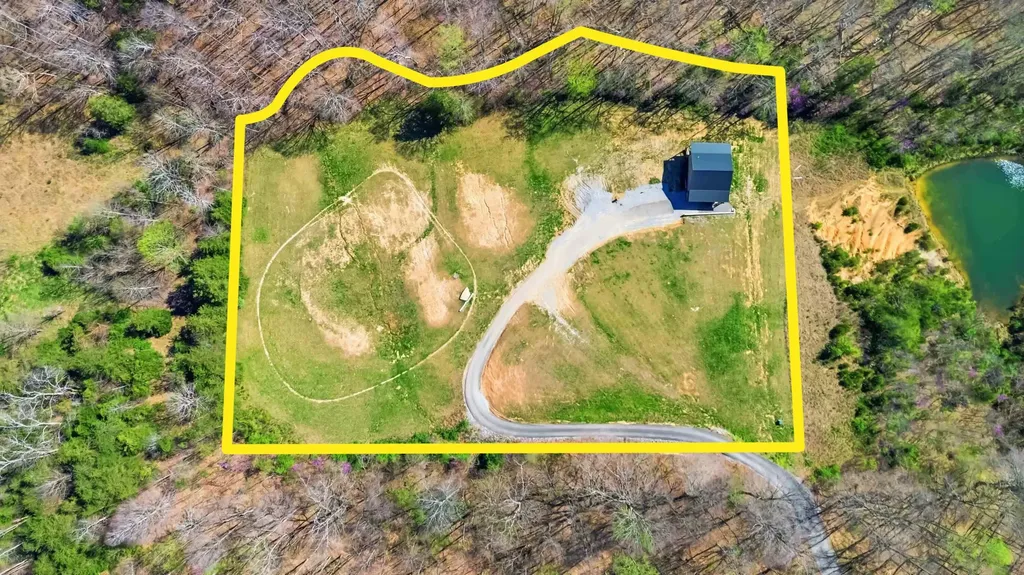 195 Hobart Lane Nancy KY 42544
