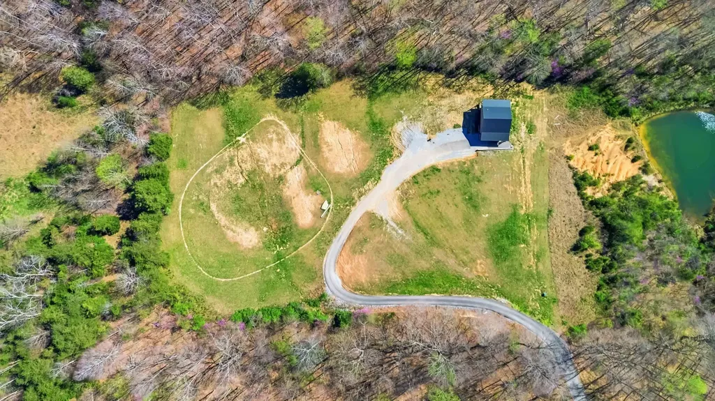 195 Hobart Lane Nancy KY 42544