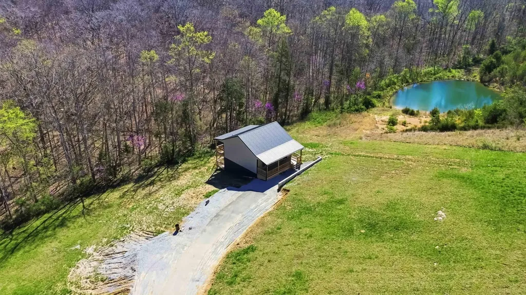 195 Hobart Lane Nancy KY 42544