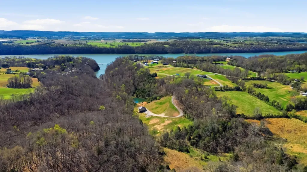 195 Hobart Lane Nancy KY 42544