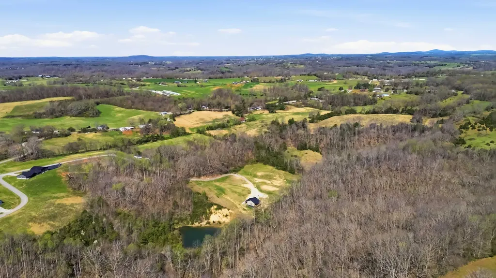 195 Hobart Lane Nancy KY 42544