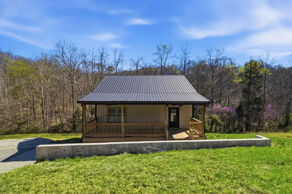 195 Hobart Lane Nancy KY 42544