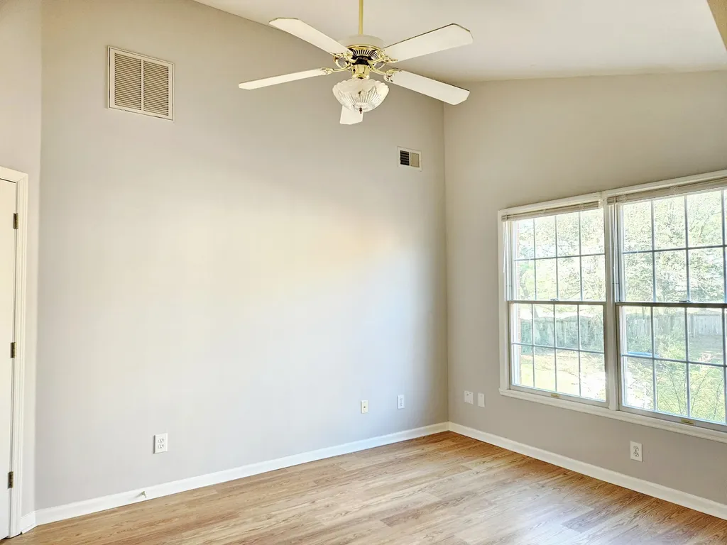 2216 Burns Court Lexington KY 40513