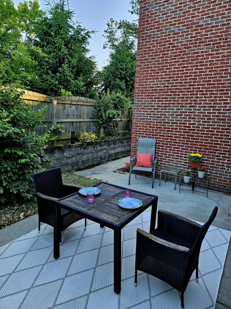 2216 Burns Court Lexington KY 40513