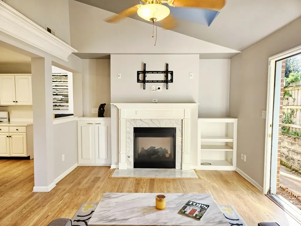 2216 Burns Court Lexington KY 40513