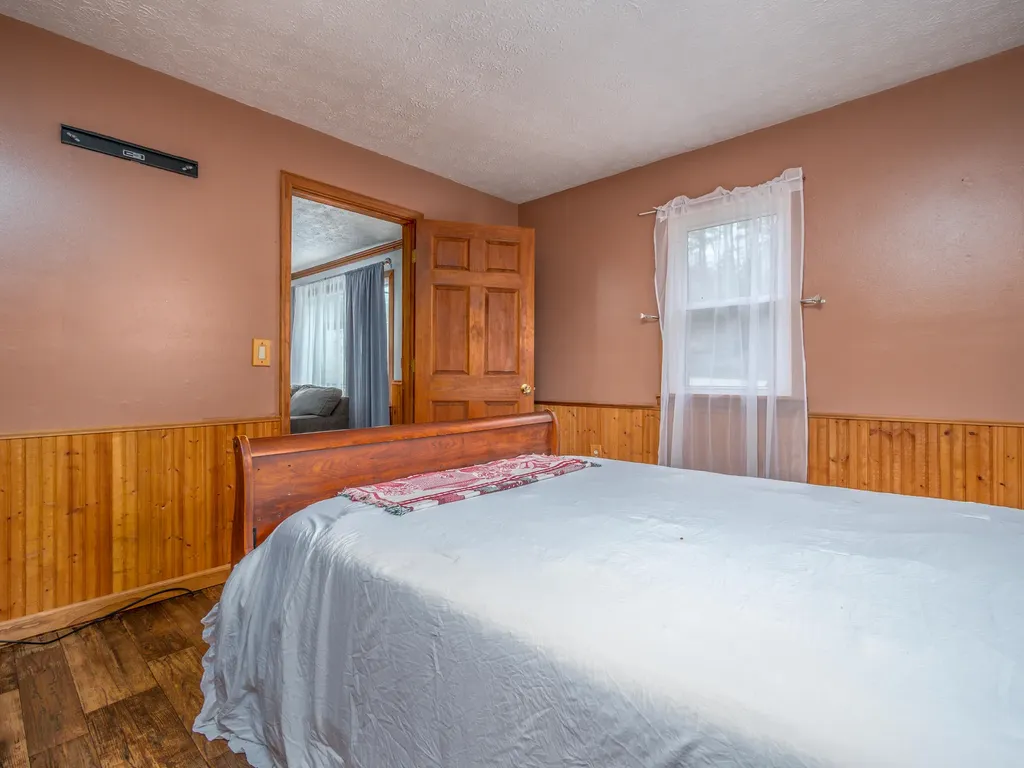 4934 State Highway 589 West Liberty KY 41472