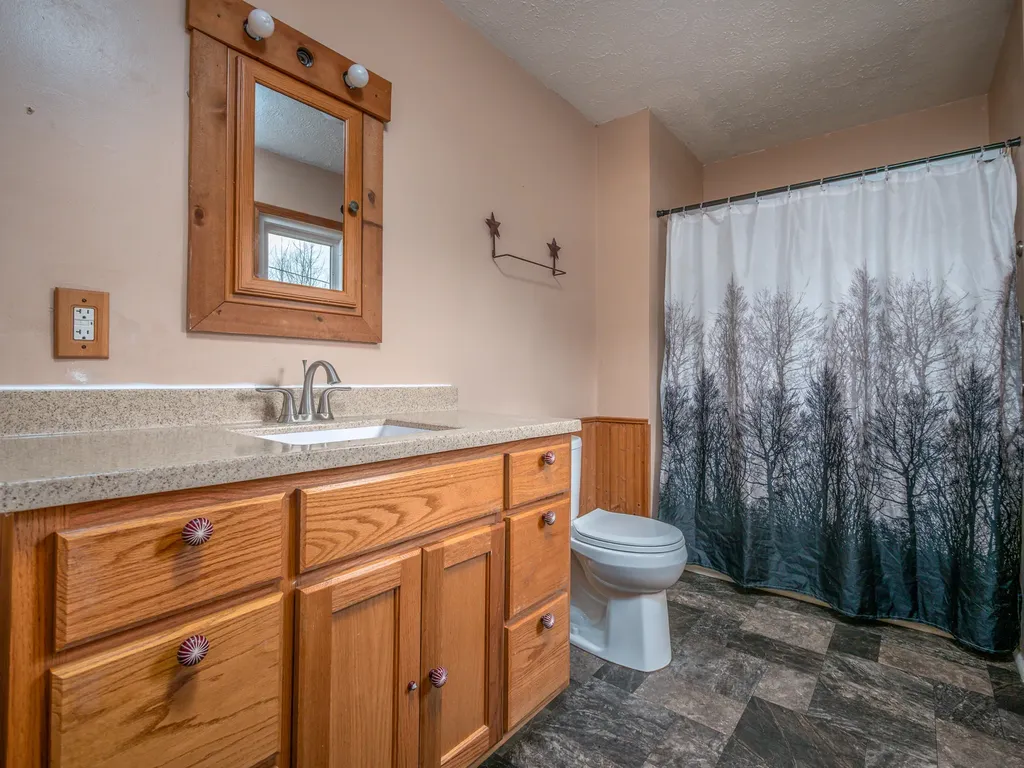 4934 State Highway 589 West Liberty KY 41472
