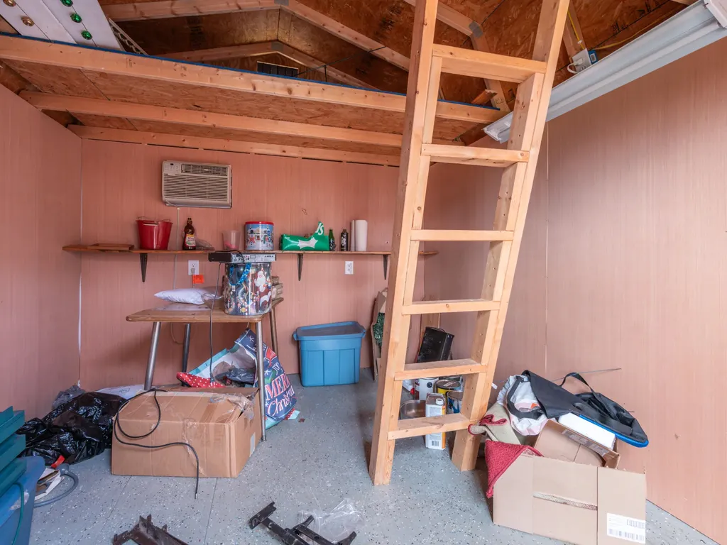 4934 State Highway 589 West Liberty KY 41472