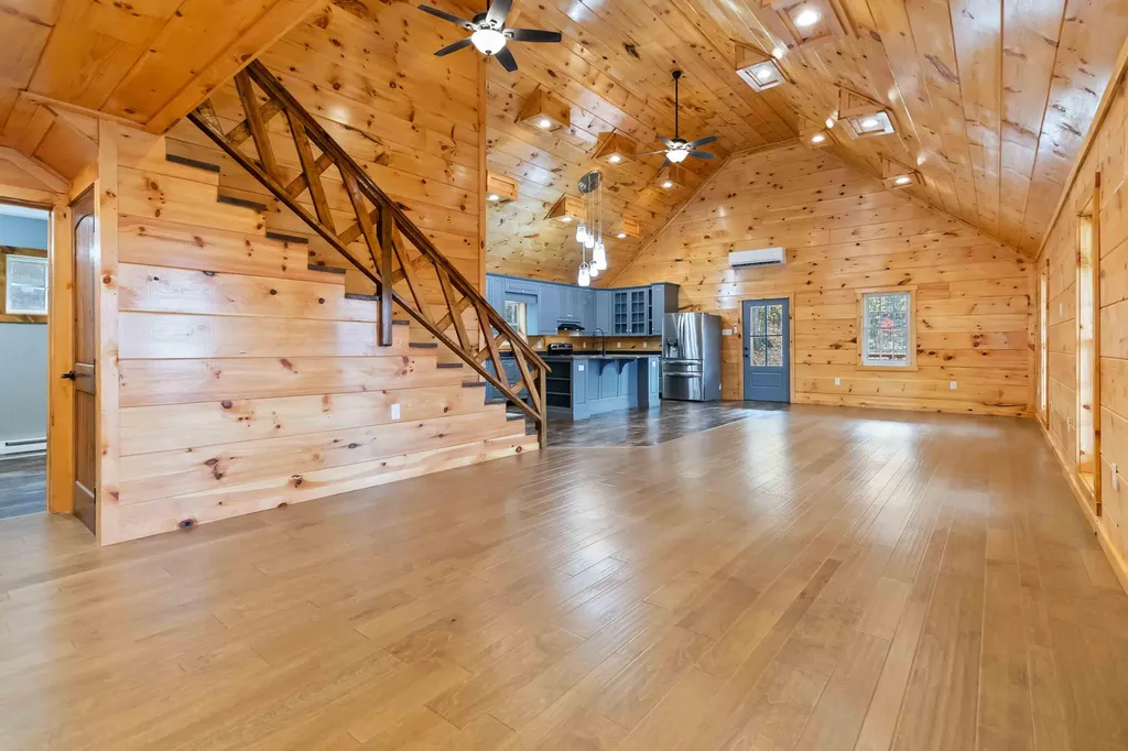 949 3447 Highway Mckee KY 40447