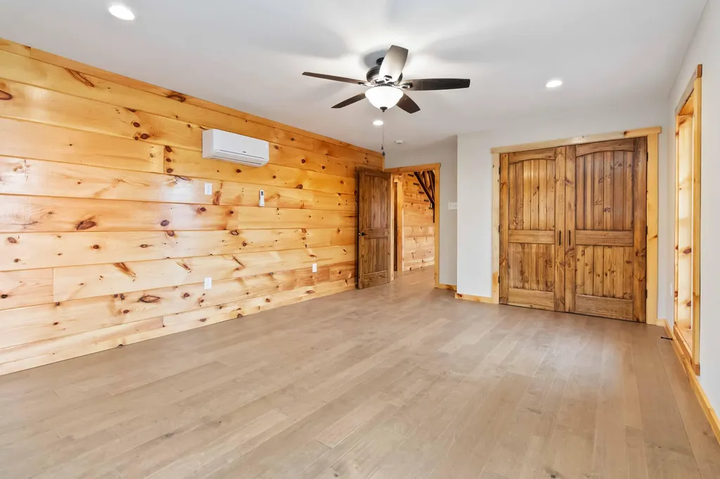 949 3447 Highway Mckee KY 40447