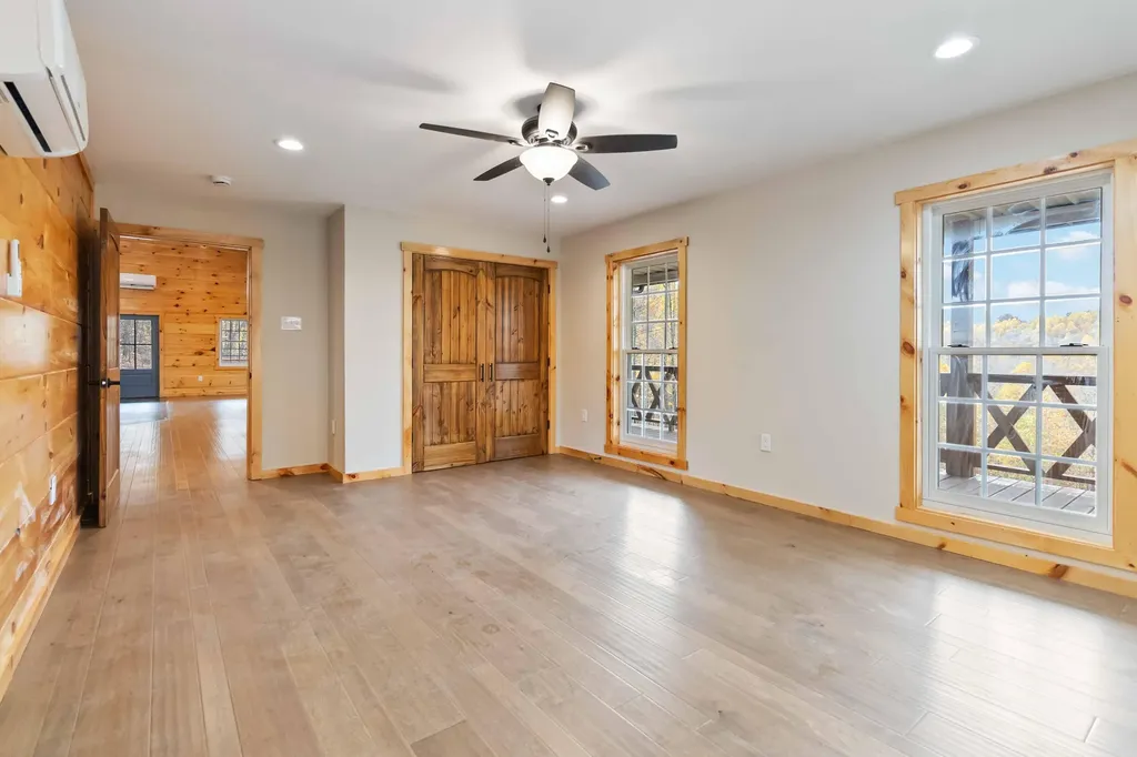 949 3447 Highway Mckee KY 40447