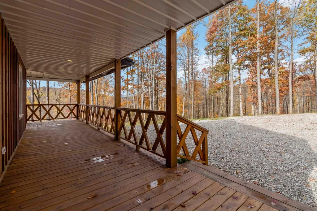 949 3447 Highway Mckee KY 40447