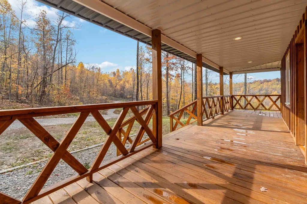 949 3447 Highway Mckee KY 40447