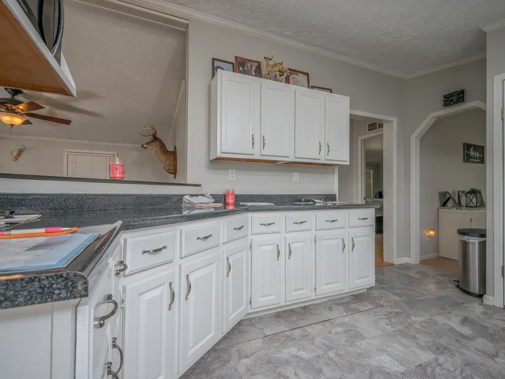 337 Aberdeen Lane Clearfield KY 40313