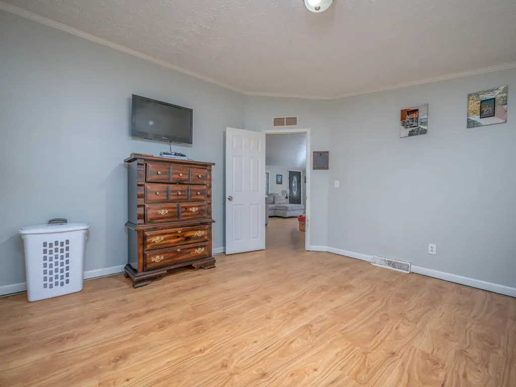337 Aberdeen Lane Clearfield KY 40313