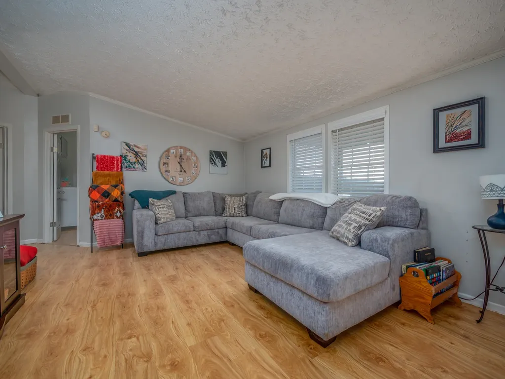 337 Aberdeen Lane Clearfield KY 40313