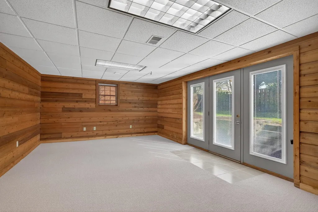 1216 Oak Knoll Lexington KY 40502