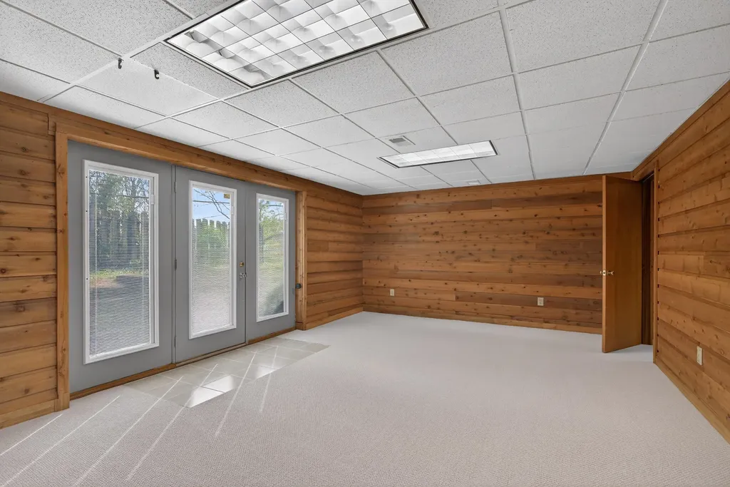 1216 Oak Knoll Lexington KY 40502