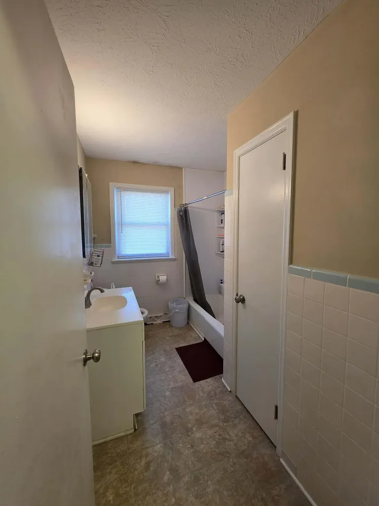 1706 Knoxville Court Lexington KY 40505