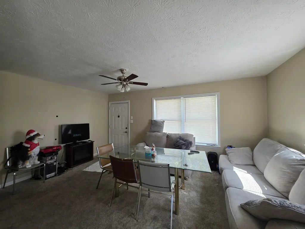 1706 Knoxville Court Lexington KY 40505