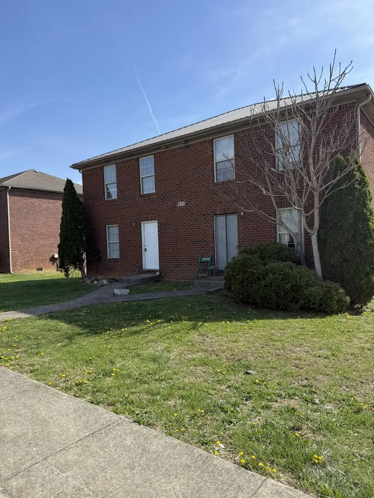 821 Ridgewood Drive Berea KY 40403