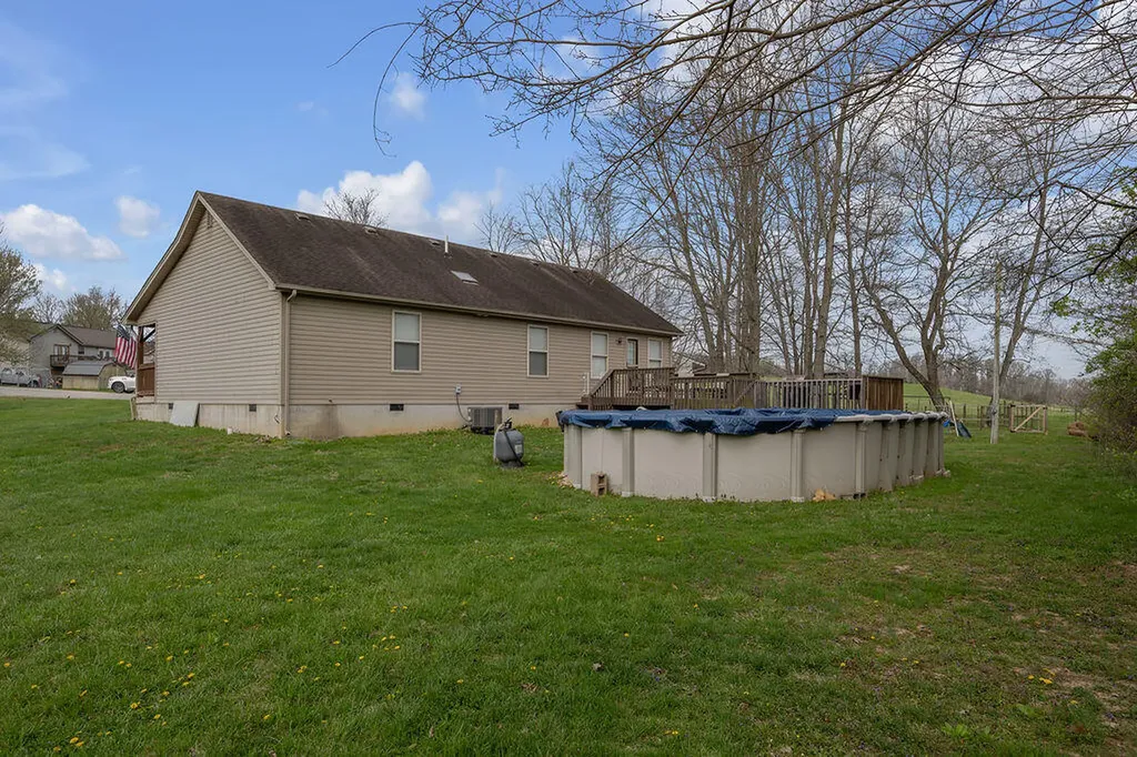 128 Wooded Way Frankfort KY 40601