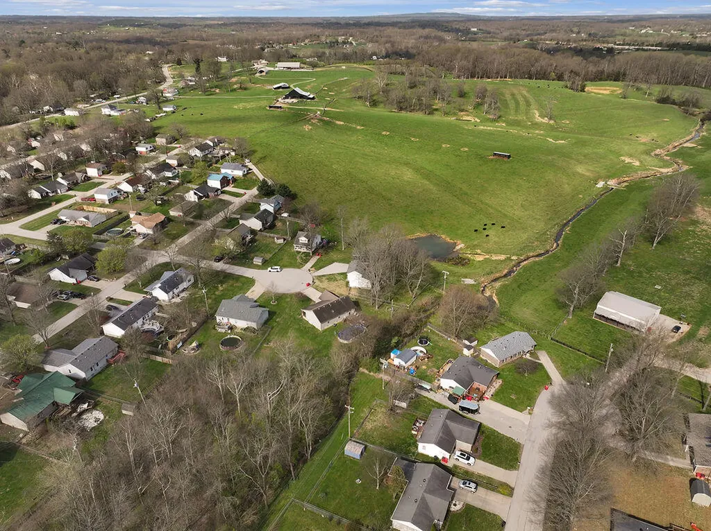 128 Wooded Way Frankfort KY 40601