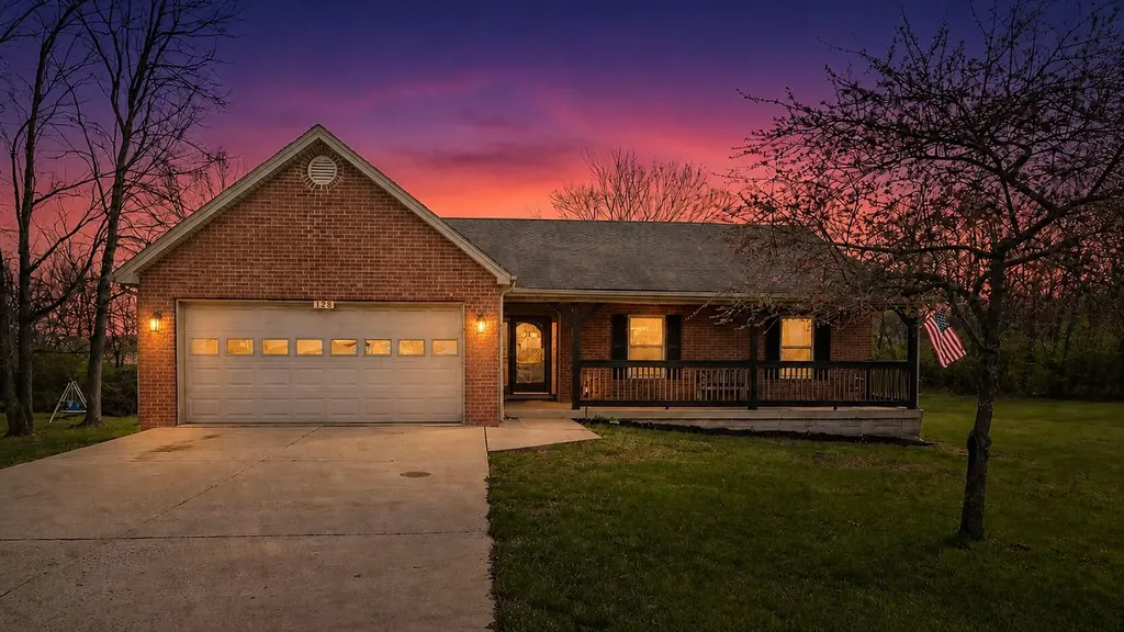 128 Wooded Way Frankfort KY 40601
