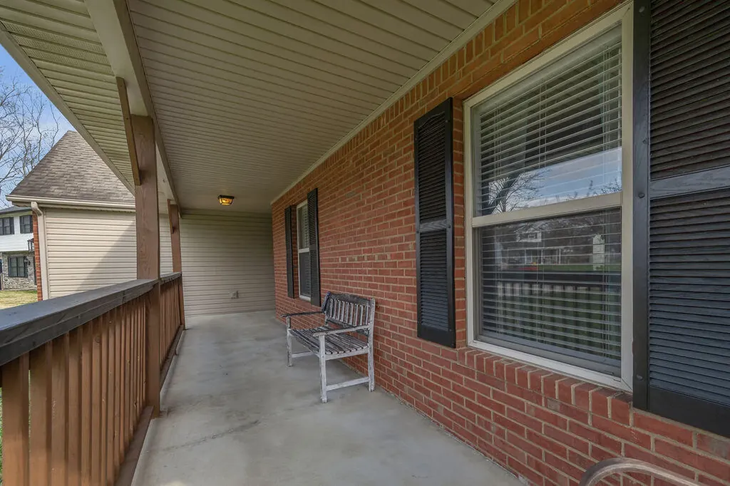 128 Wooded Way Frankfort KY 40601