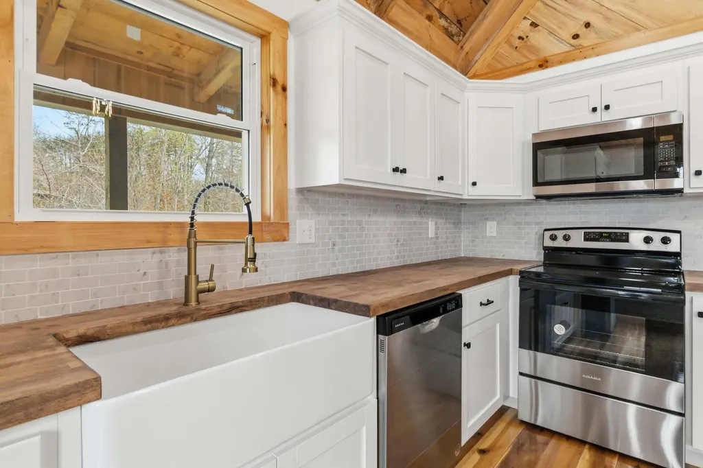 223 Pumpkin Creek Circle Jamestown KY 42629