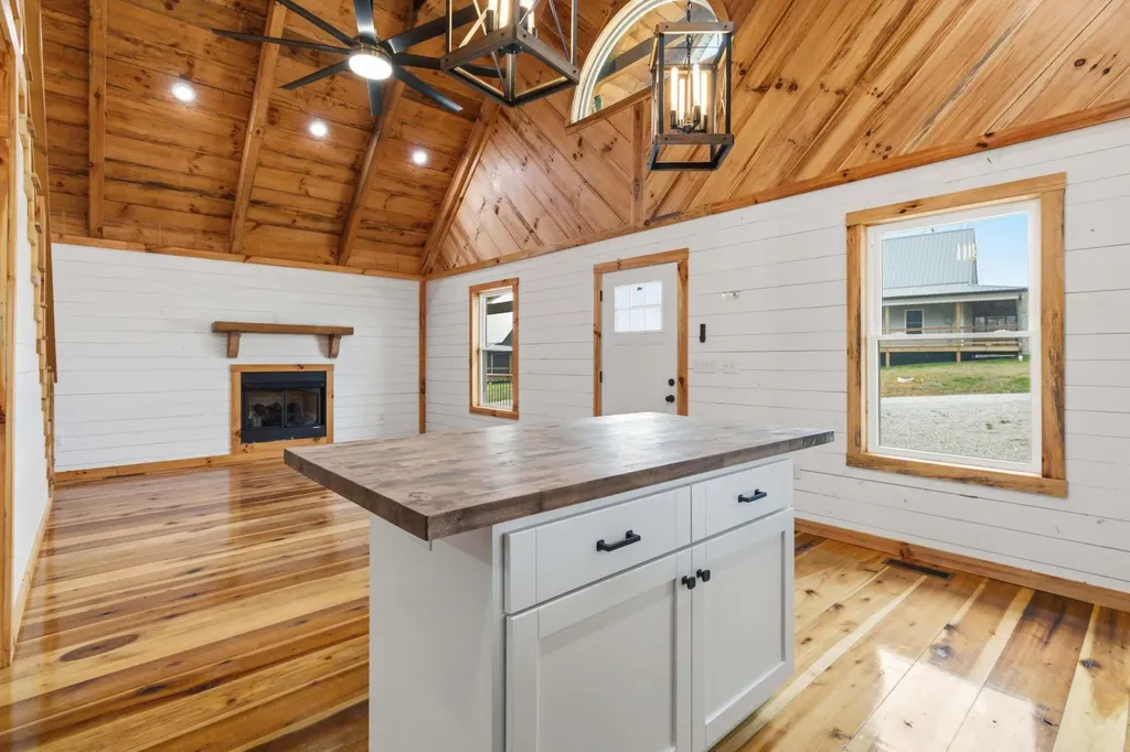 223 Pumpkin Creek Circle Jamestown KY 42629